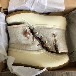Sperry duck boots